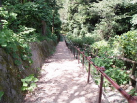 画像ファイル "http://blog.cnobi.jp/v1/blog/user/53fcee40803de136cae09155c36f843b/1251188562" は壊れているため、表示できませんでした。