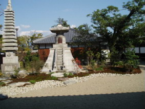 画像ファイル "http://blog.cnobi.jp/v1/blog/user/53fcee40803de136cae09155c36f843b/1255838169" は壊れているため、表示できませんでした。