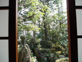 画像ファイル "http://blog.cnobi.jp/v1/blog/user/53fcee40803de136cae09155c36f843b/1255838171" は壊れているため、表示できませんでした。