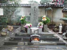 画像ファイル "http://blog.cnobi.jp/v1/blog/user/53fcee40803de136cae09155c36f843b/1260097908" は壊れているため、表示できませんでした。