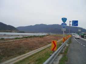 画像ファイル "http://blog.cnobi.jp/v1/blog/user/53fcee40803de136cae09155c36f843b/1272115197" は壊れているため、表示できませんでした。