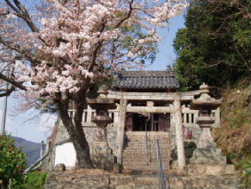 画像ファイル "http://blog.cnobi.jp/v1/blog/user/53fcee40803de136cae09155c36f843b/1272115449" は壊れているため、表示できませんでした。