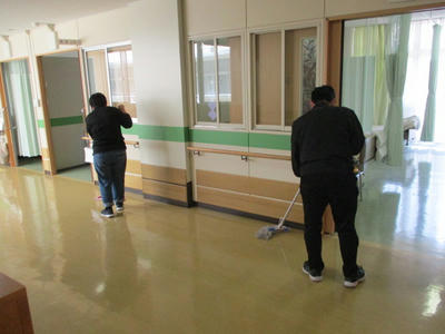 特養　床清掃　就労支援