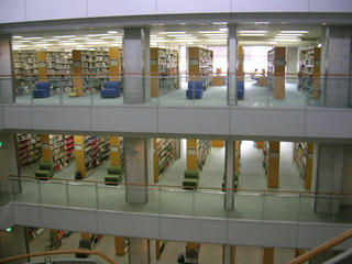 図書館.jpeg