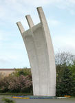 Berlin_Tempelhof_Luftbrueckendenkmal.jpg
