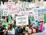 intro_bonn_protest_g.jpg