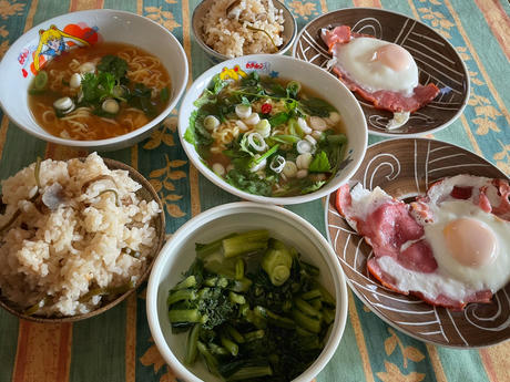 パクチー入り半ラーメン