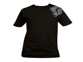 930420_tee_tech_bk_R.jpg