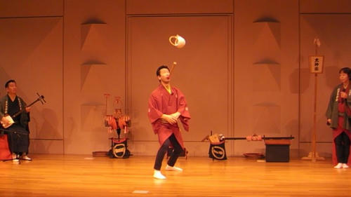 江戸太神楽の若者たち