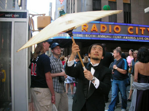 TONYAWARDS2006会場前