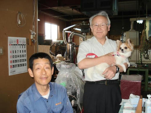 長野県茅野市の井上製作所にて