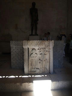 P6121424-2.jpg