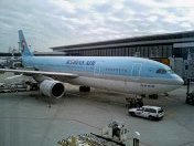 大韓航空機