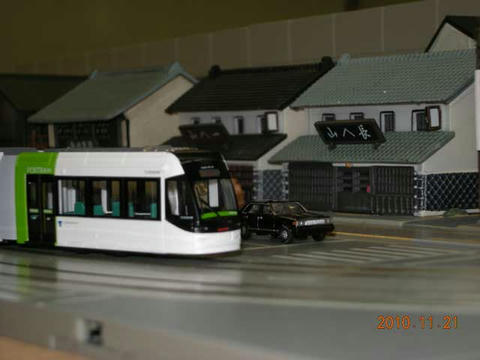 unten_tram02
