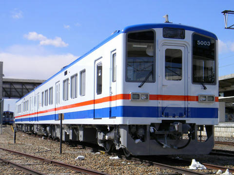 「キハ5000形」(2次車)