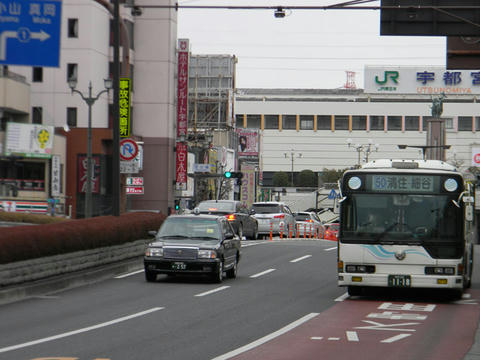 宇都宮市(西口大通り)