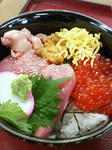 三色丼
