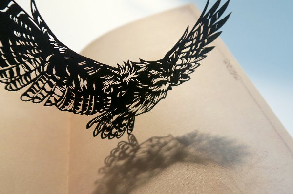 デザインフェスタ切り絵シマフクロウ