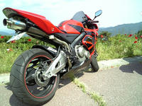 CBR600RRと山々
