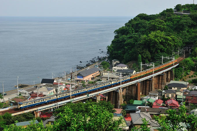 b051.jpg