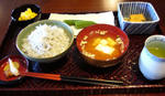 名物の‘しらす’たっぷりの美味しい朝食