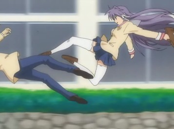壮絶なとび蹴り!