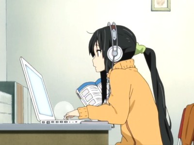 歌詞作りもITの時代です (`・ω・´) シャキーン