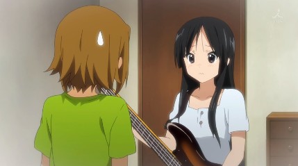 ベースにキズががが