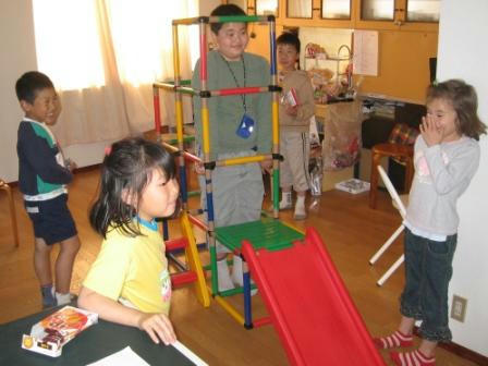 とものり、ロボ