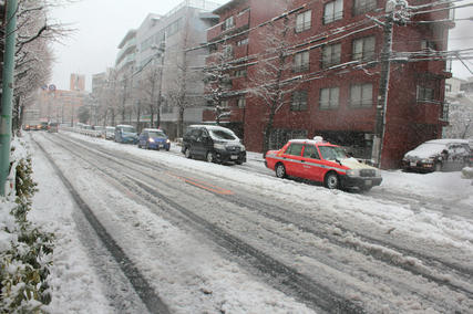 東京・雪・1月14日