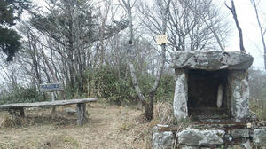 不入山