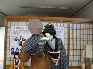 夫の人形遣い　泣く