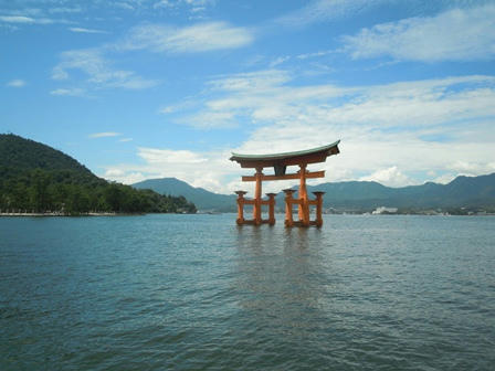 大鳥居　宮島より