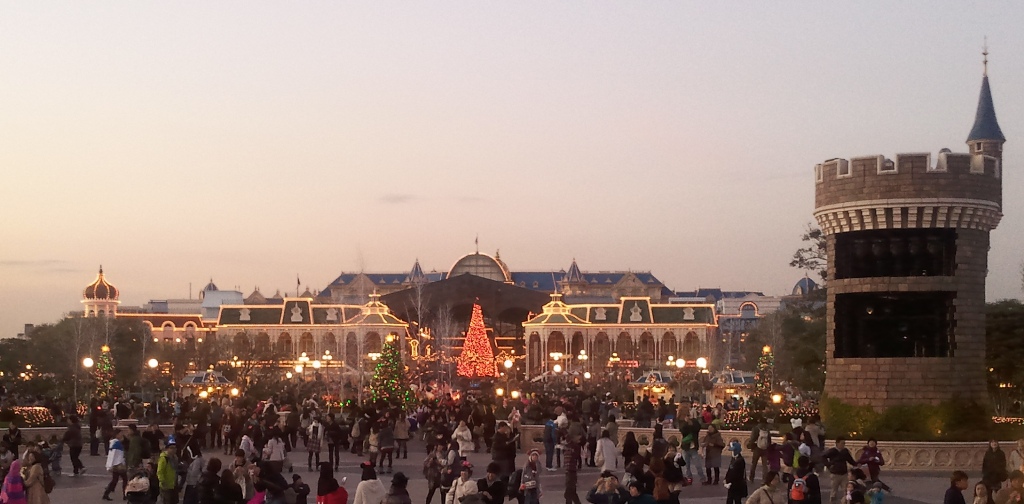 Christmas@Disney