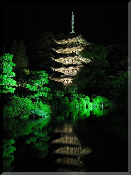 瑠璃光寺ライトアップ
