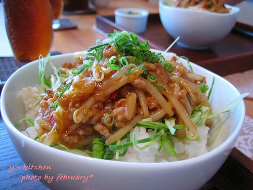 もやしの中華丼