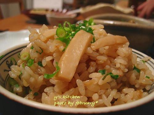 松茸風味の炊込みご飯２