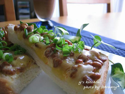 納豆チーズトースト１