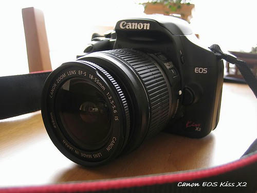 EOS Kiss X2