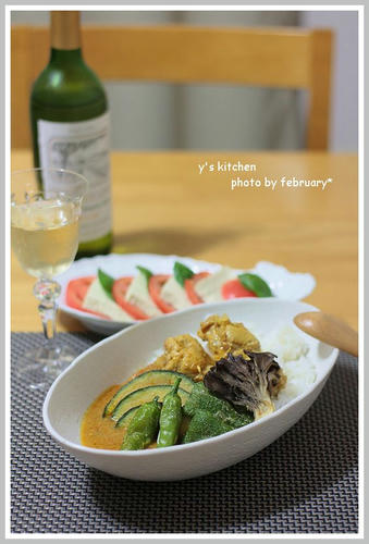 カレーと塩豆腐－１