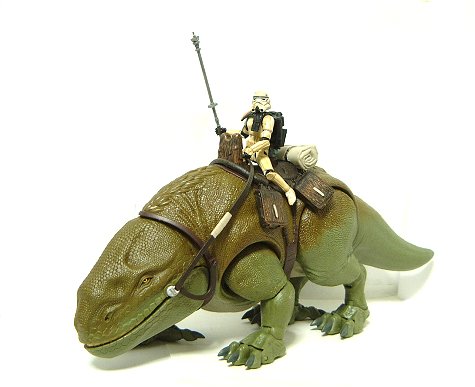 18.05.04 STAR WARS BLACK SERIES : 6' FIGURE & VEAHICLE 18.05.04 STAR WARS BLACK SERIES : 6' FIGURE & VEAHICLE
