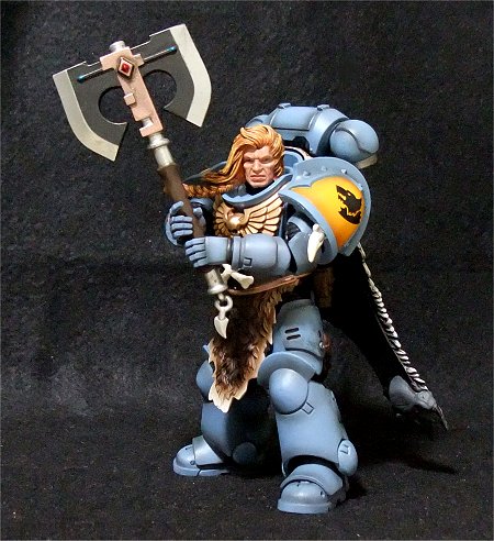 ウォーハンマー 40000 スペースウルフ：ローガン・グリムナー