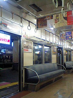 CA380319_2.jpg
