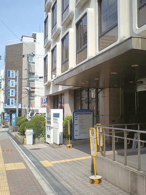 CA380631_2.jpg