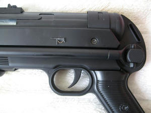 mp40-3.jpg