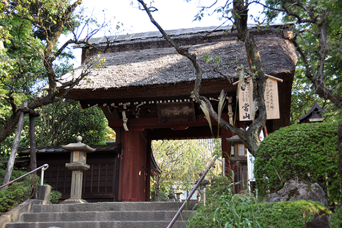 深大寺山門