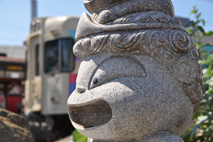 「貧乏がサル」像