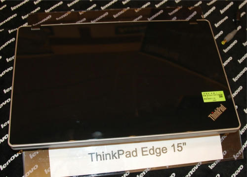 ThinkPad Edgeを上から見る