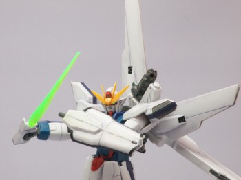 シールドバスターライフルのシールド形態は銃身をトンファーみたいに持つのが格好良いと思うに一票。