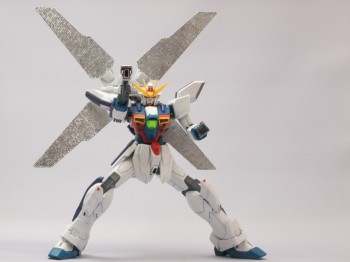 物語の序盤で壊されている・忌むべき力という位置づけから、実はたいして活躍していないGXの代表武装。